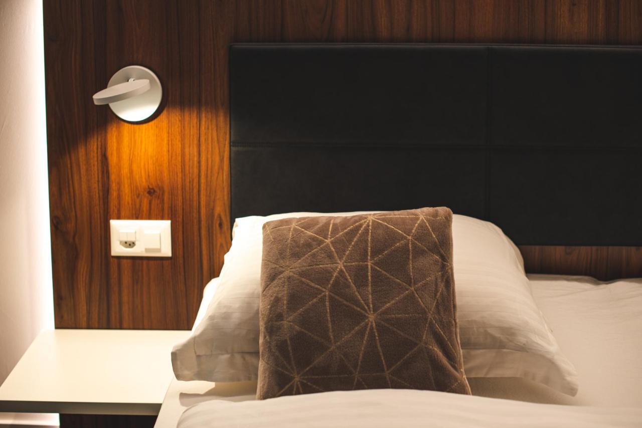 Central & Elegant Apartments,Partially With Fireplace, By Zermatt Rental Екстериор снимка